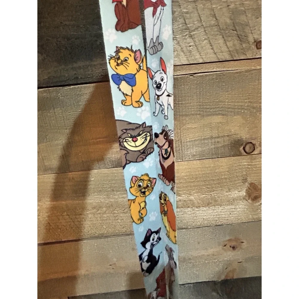 Disney Parks Dogs and Cats Reversible Light‎ Blue Pin Lanyard NEW